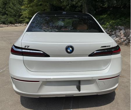 2023 BMW i7 xDrive60