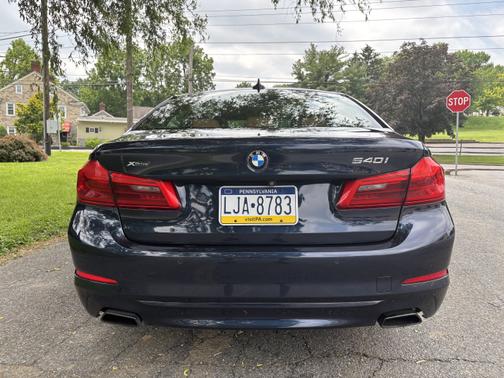 2017 BMW 540 i xDrive