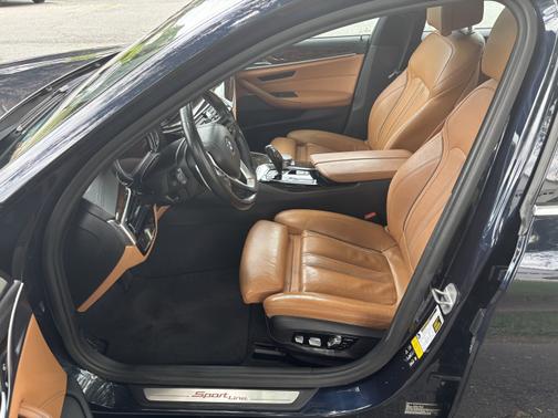 2017 BMW 540 i xDrive
