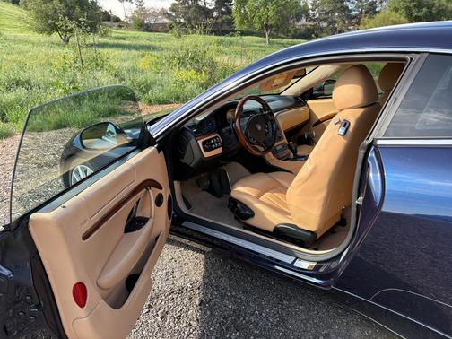 Blue 2008 Maserati GranTurismo Base