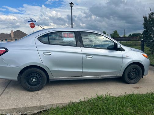 Silver 2024 Mitsubishi Mirage G4 ES