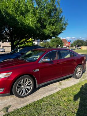 Red 2013 Ford Taurus Limited