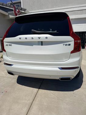 White 2018 Volvo XC90 Hybrid T8 Inscription