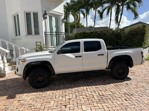 2022 Toyota Tacoma SR