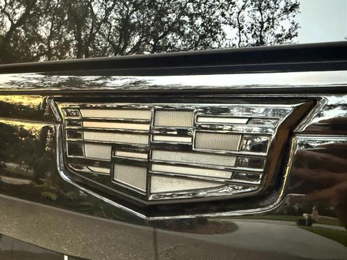 2021 Cadillac Escalade Luxury