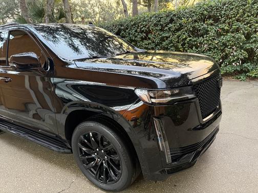 2021 Cadillac Escalade Luxury