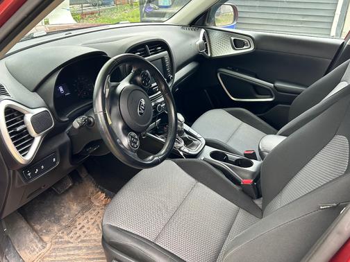 Orange 2020 Kia Soul X-Line