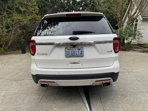 2017 Ford Explorer Platinum