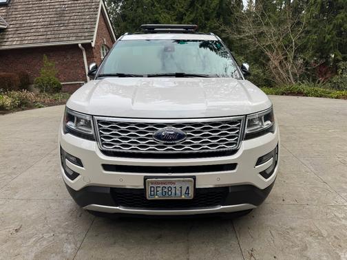 2017 Ford Explorer Platinum