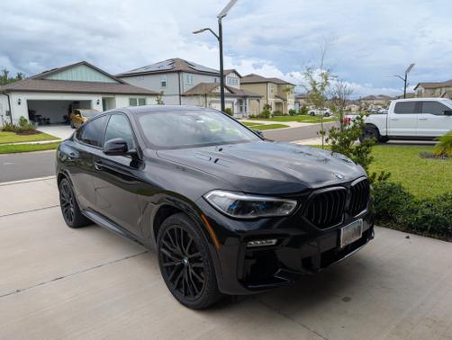 2020 BMW X6 M50i