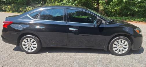Black 2017 Nissan Sentra SV