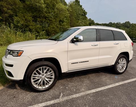 White 2018 Jeep Grand Cherokee Summit