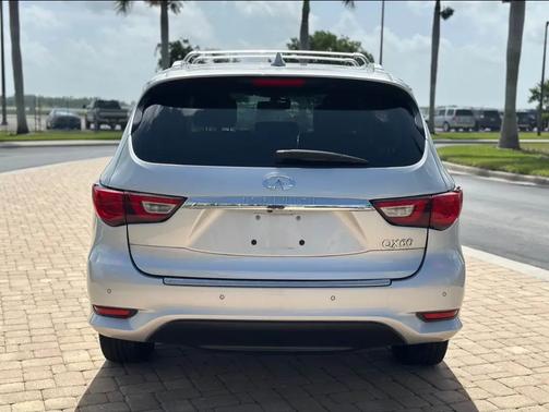 2017 INFINITI QX60 Base