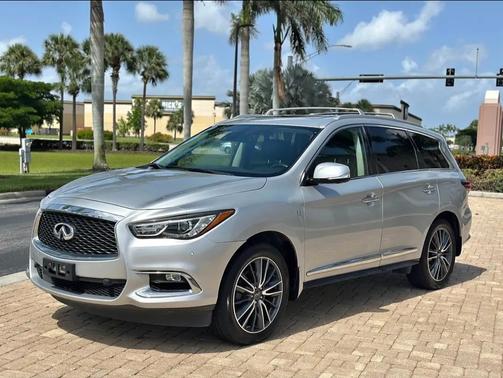 2017 INFINITI QX60 Base