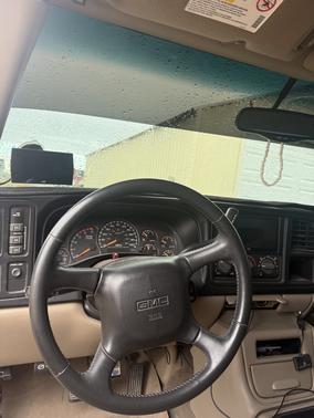 White 2002 GMC Sierra 2500 SLE H/D Crew Cab