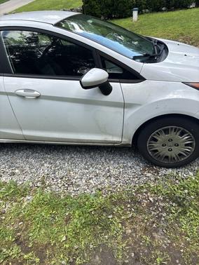 2016 Ford Fiesta S