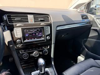 2015 Volkswagen Golf SportWagen TDI SEL 4-Door