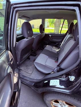 Black 2004 Toyota RAV4 Base