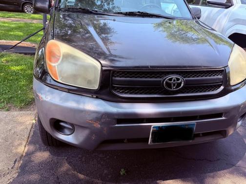 Black 2004 Toyota RAV4 Base