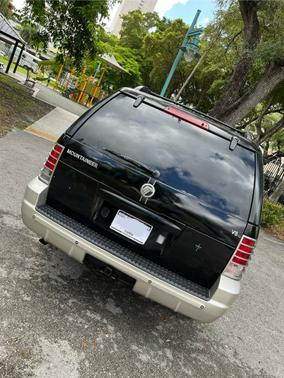 2003 Mercury Mountaineer Luxury