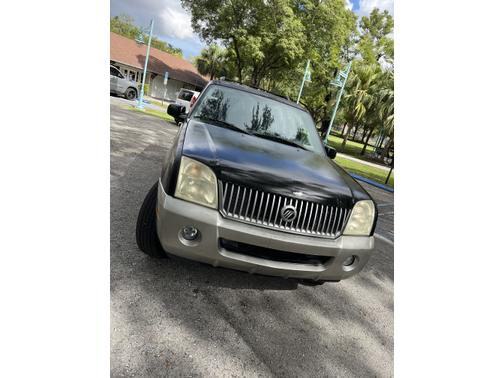 2003 Mercury Mountaineer Luxury