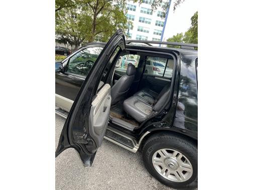 2003 Mercury Mountaineer Luxury
