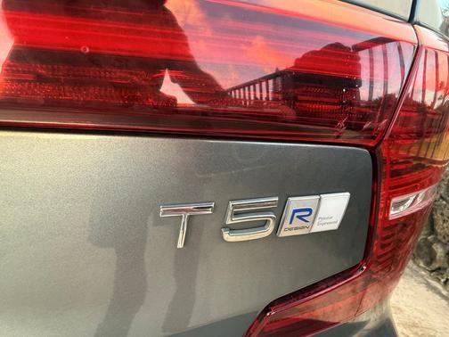 Gray 2019 Volvo S60 T5 R-Design