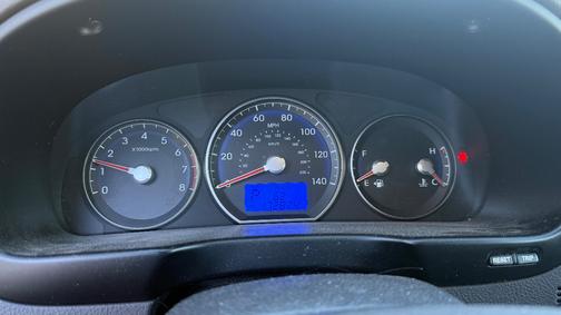 2011 Hyundai SANTA FE GLS