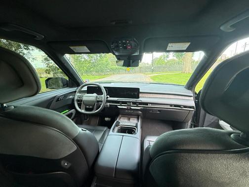 Green 2027 Kia Telluride Hybrid X-Line SX-Prestige
