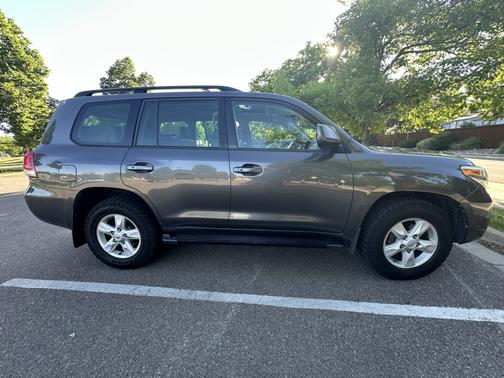 Gray 2008 Toyota Land Cruiser Base
