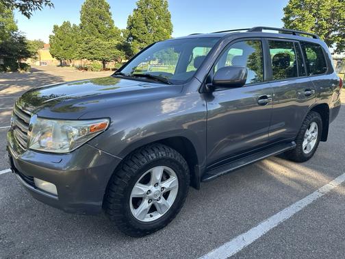 Gray 2008 Toyota Land Cruiser Base