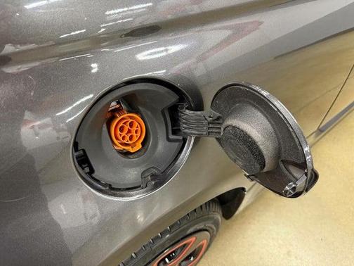 2015 FIAT 500e Battery Electric