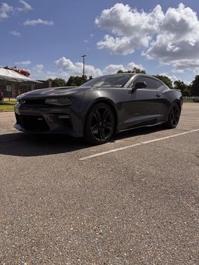 Gray 2017 Chevrolet Camaro 2SS