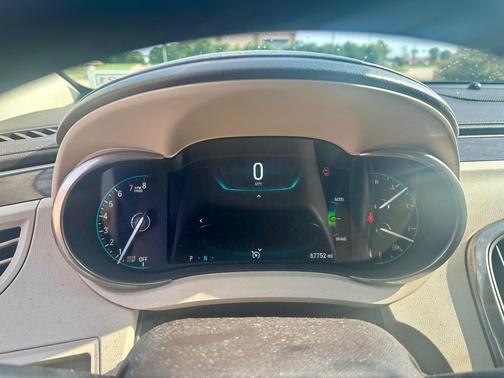 Beige 2014 Buick LaCrosse Base