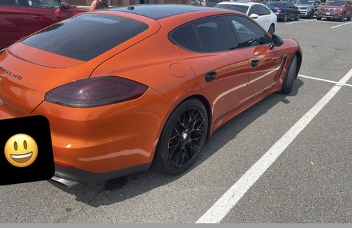 2016 Porsche Panamera Edition