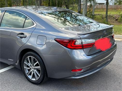 2016 Lexus ES 300h Base