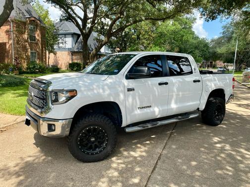 2020 Toyota Tundra SR5