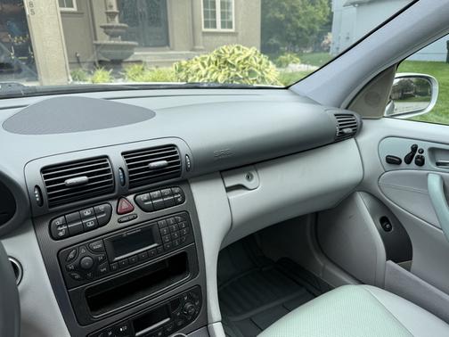 2003 Mercedes-Benz C-Class C320 4MATIC