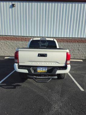 2019 Toyota Tacoma SR
