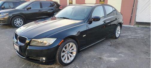 2011 BMW 328 i