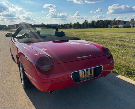 2002 Ford Thunderbird Deluxe