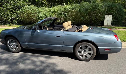 Blue 2005 Ford Thunderbird Deluxe
