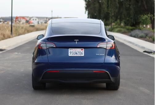 Blue 2022 Tesla Model Y Long Range