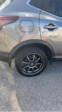 Gray 2020 Nissan Rogue Sport S