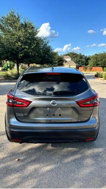 Gray 2020 Nissan Rogue Sport S