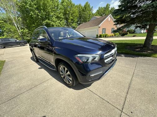 Blue 2020 Mercedes-Benz GLE 350 4MATIC