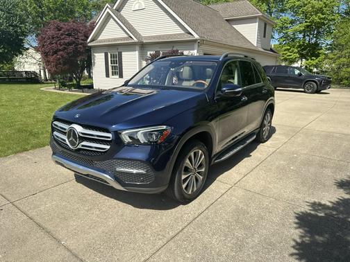 Blue 2020 Mercedes-Benz GLE 350 4MATIC
