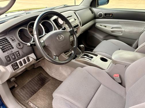 2005 Toyota Tacoma PreRunner Double Cab