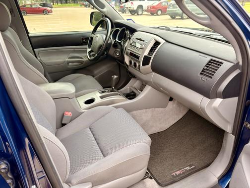 2005 Toyota Tacoma PreRunner Double Cab