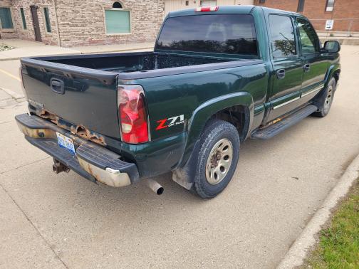 2006 Chevrolet Silverado 1500 LT Crew Cab